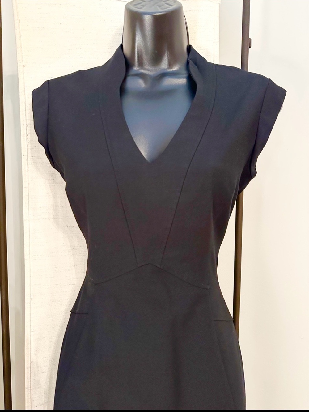 Reiss Black V-Neck Cap Sleeve Midi Sheath Dress - Picture 11 of 16